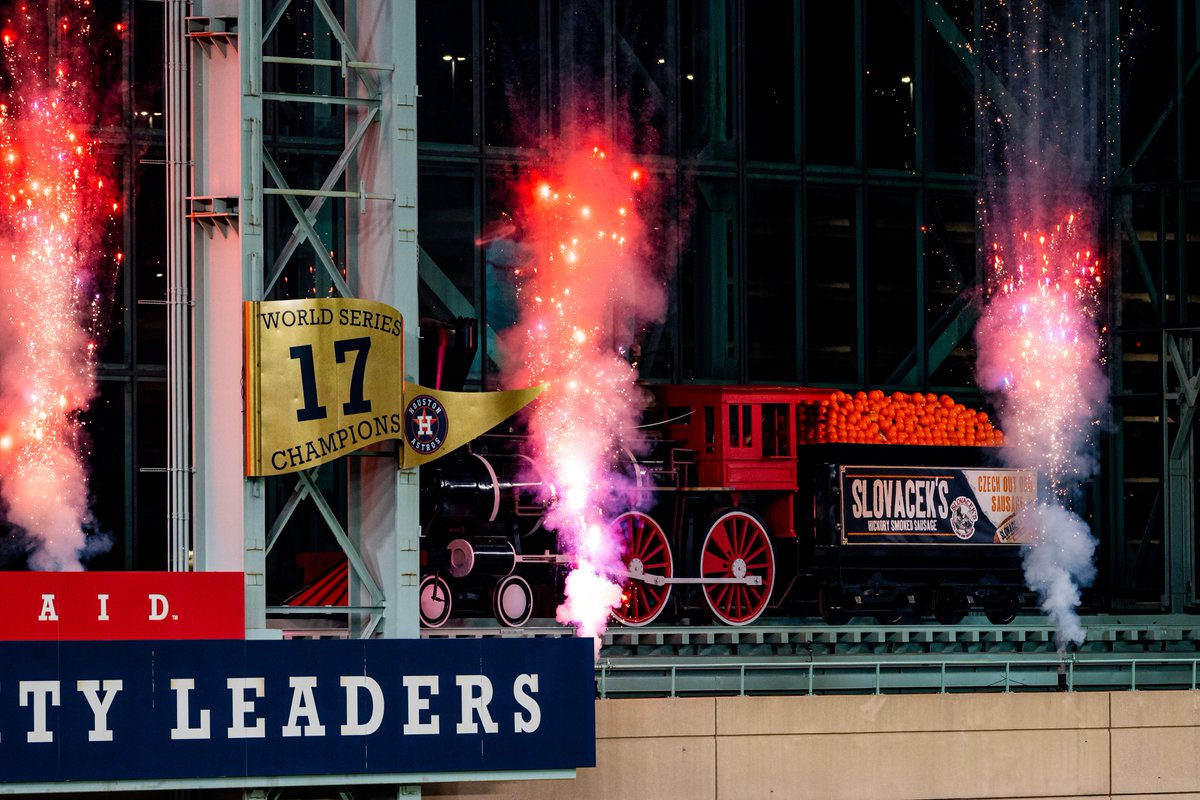 astros's tweet photo. 50 days. https://t.co/Wkffp4LtBc