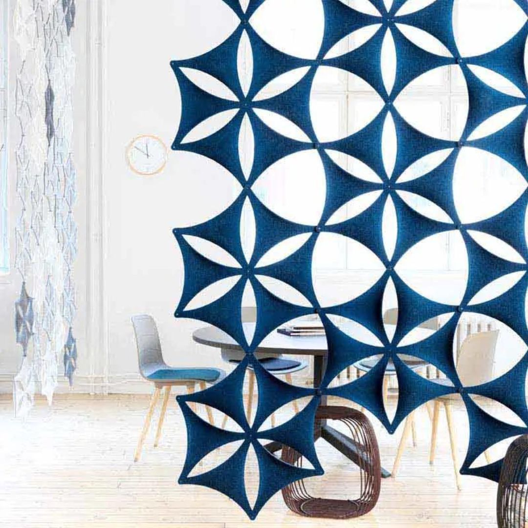 muffleacoustics's tweet image. Abstract Airflake 
❄️ Made of textile-laminated moulded fibre felt
❄️ Assembled together with small, discreet plastic connectors
❄️Available in different patterns and colours
❄️Recycled material and emission-free production

#acoustics #acousticsolution #officedecor