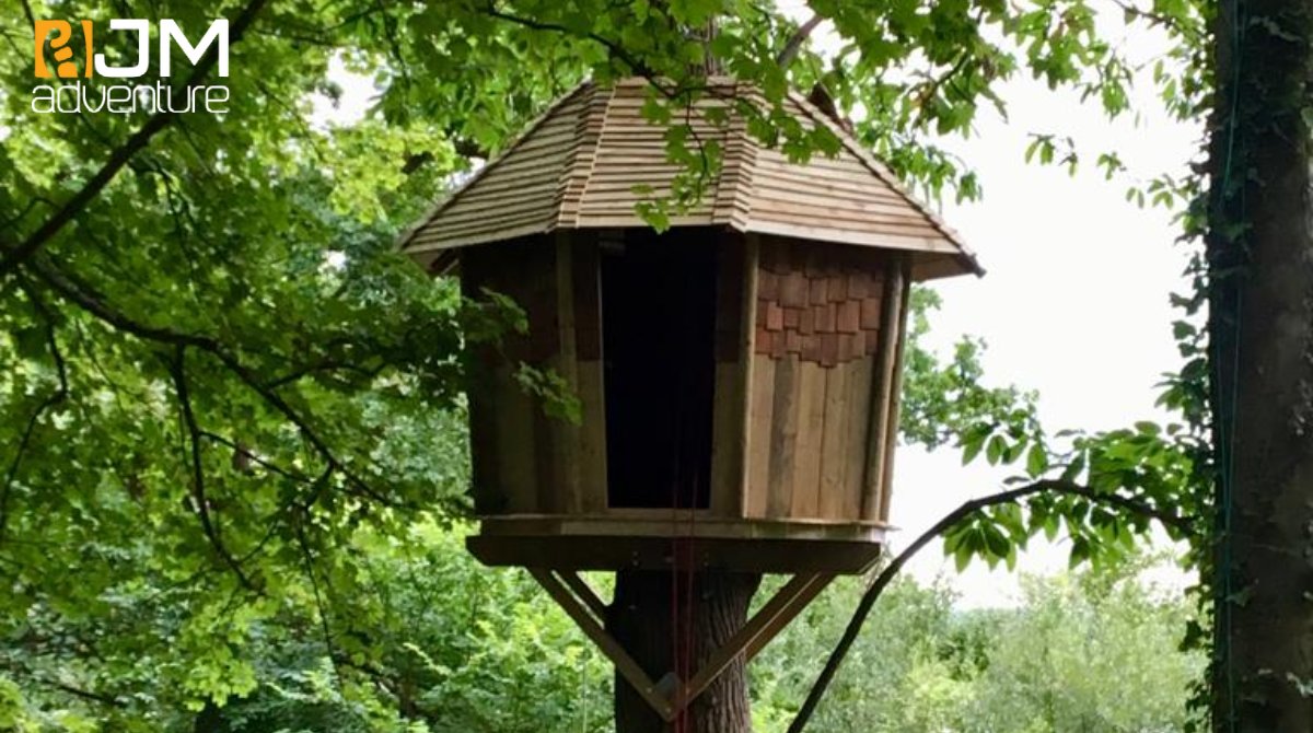 JMAdventure's tweet image. Our experience designing and building adventure courses in trees has given us the knowledge to broaden our offerings to include bespoke tree houses, tree canopy platforms and unique elevated deck areas. 

jmadventure.com/jma_product/tr…

#treehouse #adventure #treetop #findadventure