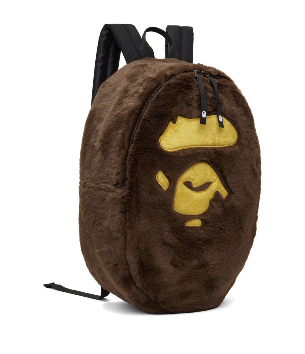 CheeperDeals's tweet image. Just laid my eyes on the greatest backpack ever! The BAPE Backpack is a must-have for any fashion enthusiast. Get yours now! 🔥 Available at: sovrn.co/iyxgwc9 #BAPE #BackpackGoals #FashionFind
