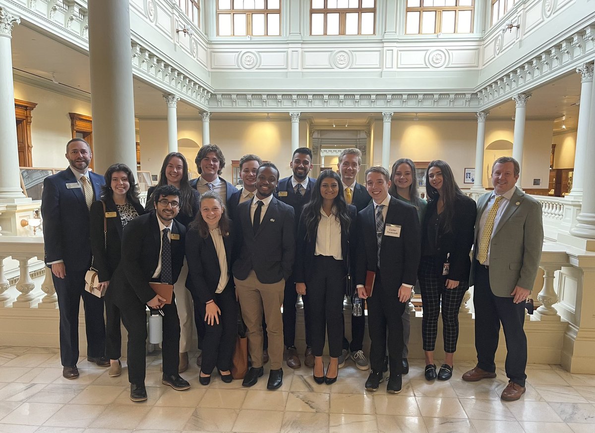 Thank you <a href="/mdubnik/">Matt Dubnik</a> for hosting breakfast this morning for our <a href="/gatechsga/">Georgia Tech SGA</a> students at the Capitol 🐝