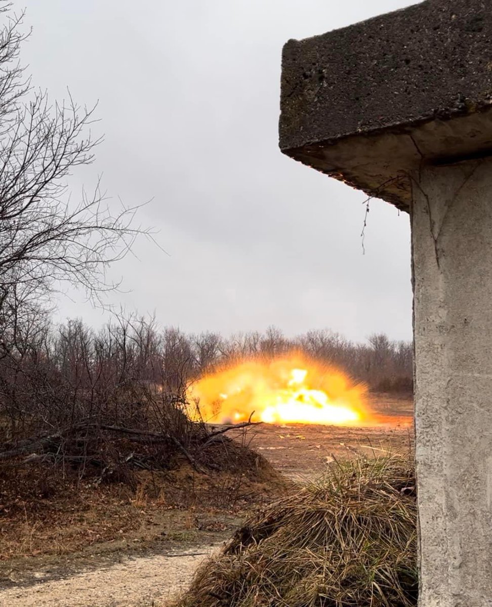 Sappers from class 004-23 were up before the sun this morning conducting rifle PT/boot run and then helped wake @fortleonardwood up on this rainy day with some heavy demolitions. “EARN THE RIGHT!” #ETR #SLTW @Sapper_Assoc @1stENBDE @USAEnReg @TRADOC @USArmy