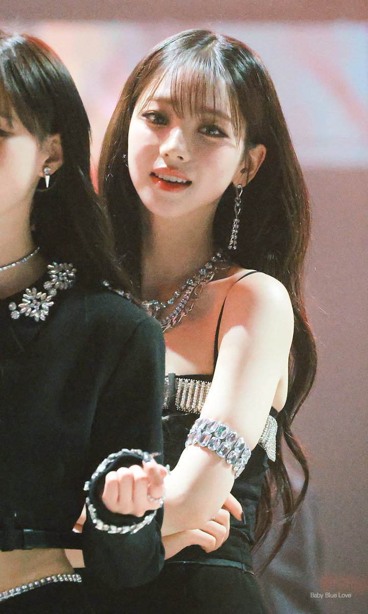sunshine_080507's tweet photo. i love you 😭 https://t.co/EN7nZnsfTp