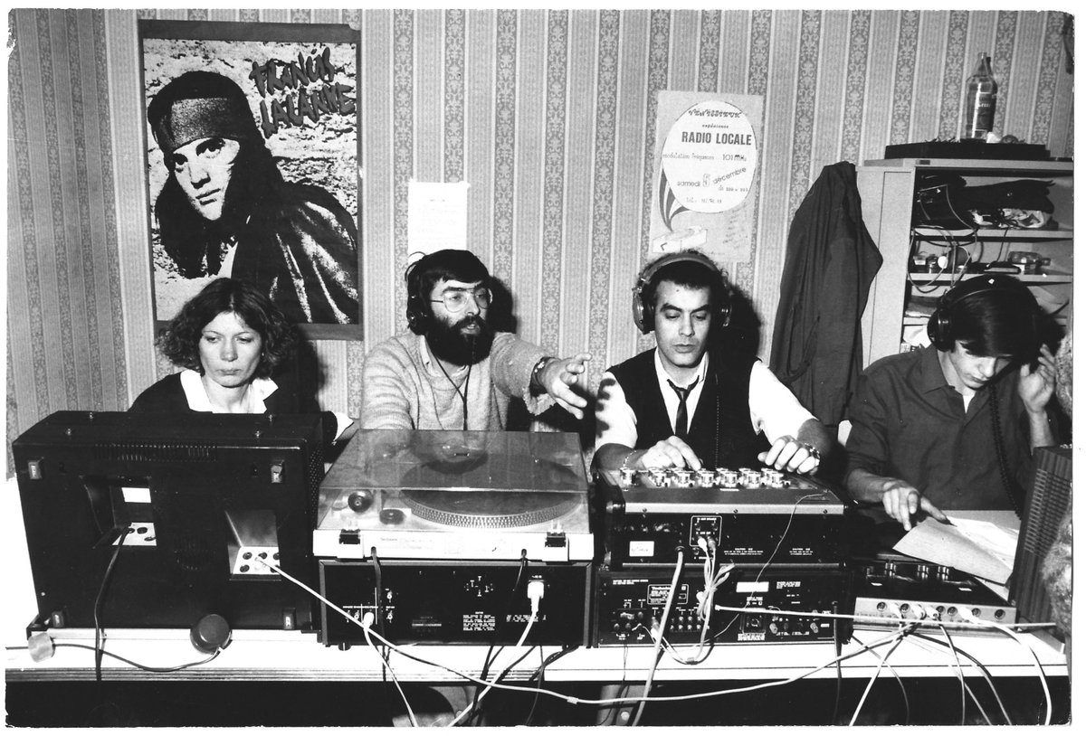 📻Que reste-t-il des radios libres ? Naissance et héritage des radios lyonnaises
📅9/3/23 aux Archives du Rhône : journée organisée par @Clubpresselyon dans le cadre d'une recherche associant radios, journalistes, chercheurs et étudiant-es <a href="/univ_lyon2/">Université Lumière Lyon 2</a> nouveau.clubpresse.com/articles/11408…