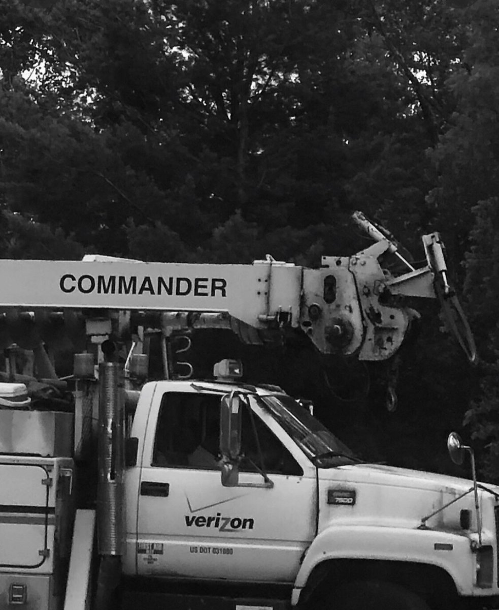 PullTheShade3's tweet image. Working off grant money for the proposal. 
Teach from the #PowerPoints 
#GenerallySpeaking this will absolutely begin to change the world.
#protectthenuclearfamily 
#keepitsimple everything is connectors 
#Thedebrisfields underwater