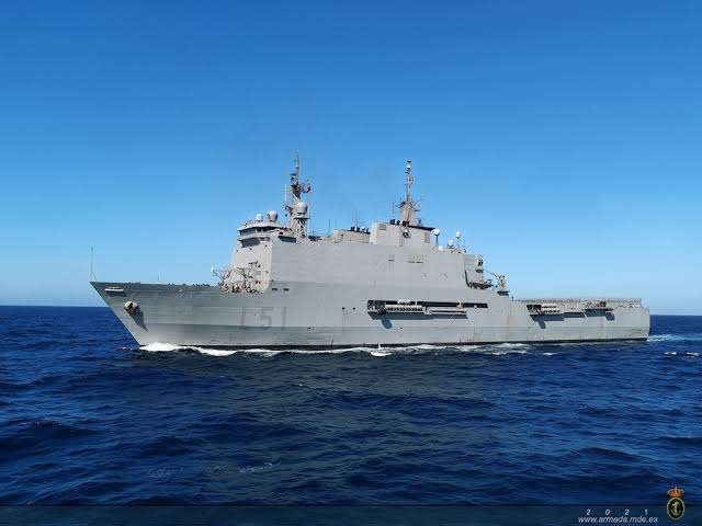 Ships Juan Carlos I and Galicia of the <a href="/Armada_esp/">Armada</a> have arrived to the Iskenderun area, where they will initiate the support activities. 🇪🇸🤝🇹🇷 #SpainwithTürkiye