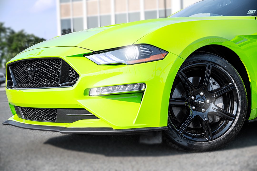 visualxjam's tweet photo. Lime Mustang 🍋

📸 Nikon Z6 + Nikkor Z 24-70mm f/4 https://t.co/s01OFkNa5j