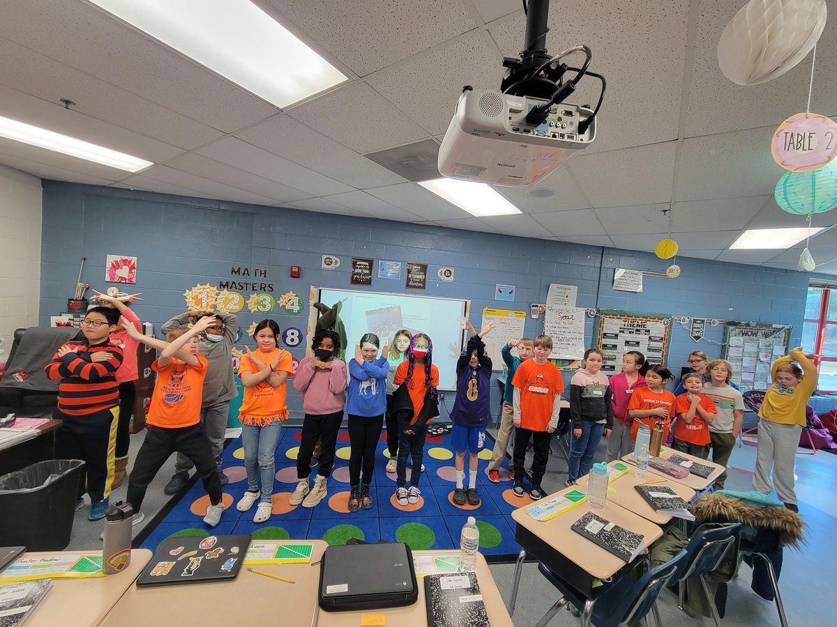 MissOswinkle's tweet photo. Making math fun with movement by creating a human line plot with mixed numbers. #SolleyAACPS #AACPSawesome https://t.co/7TTDJUuGMk