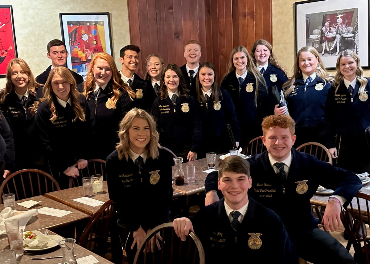 Madisonsjcmo's tweet photo. The future is bright...
Loved having these leaders of Missouri Future Farmers of America in the house!
#JCMO @MissouriFFA   #Farmers #Thankafarmer @MoAgriculture    #farmlife #agriculture https://t.co/kHoGP67OBI