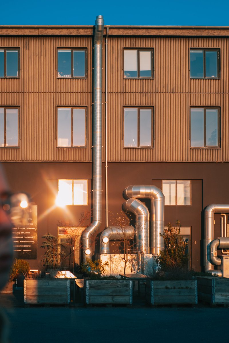 itsNMNJ's tweet photo. Sunny Copenhagen is my favourite 

#streetphotography https://t.co/UAVcgxohYC