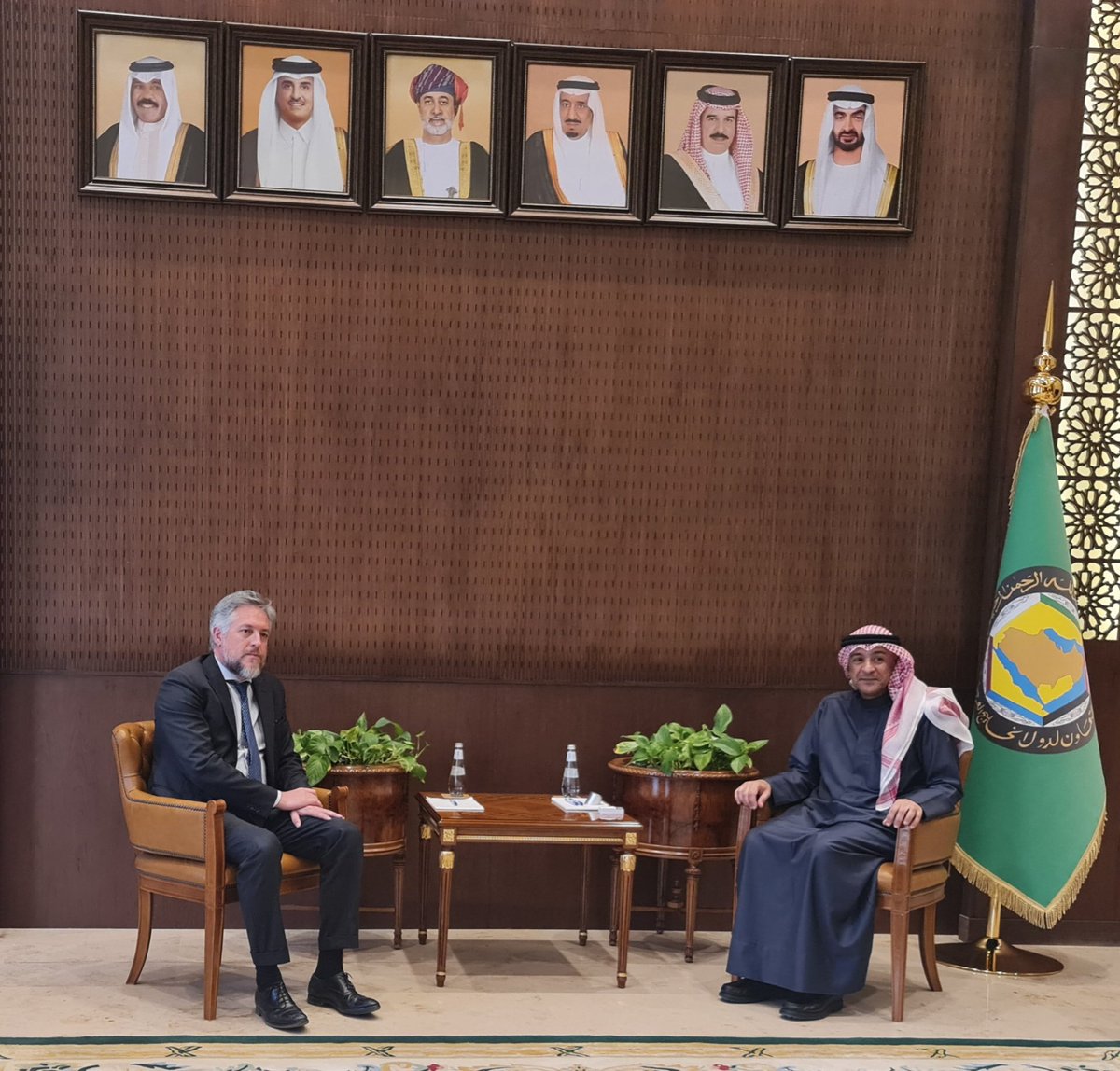 Congratulations <a href="/jasemalbudaiwi/">جاسم محمد البديوي</a>, close friend of the EU, for your new appointment as Secretary General of the <a href="/GCCSG/">مجلس التعاون</a>. I wish you all the best in this endeavor and hope that we will together deepen our EU-GCC partnership.