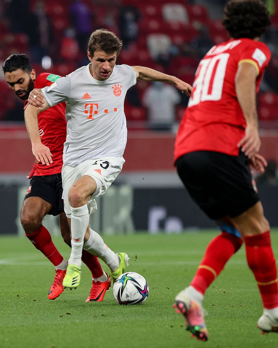 FCBayern's tweet photo. 08|02|2021 – Heute vor zwei Jahren: Halbfinale der Klub-WM gegen @AlAhly! 🏟

#FCBayern #MiaSanMia https://t.co/aWnNaWj7Ry