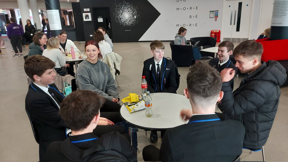BBSUniversity's tweet photo. So it's @BrilliantClub graduation day! 14 @BurtonBorough year 10s have come to @OfficialUoM to celebrate their fantastic achievements on the scholars programme. We were even lucky enp7gh to meet up with an ex-BBS student to hear about her journey to Manchester. A great day! https://t.co/1QMjfjqKPY