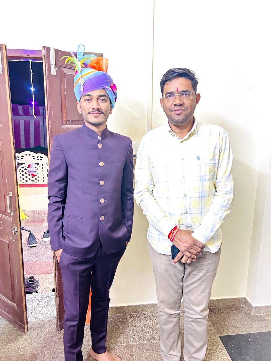 NarpatRajBarmer's tweet photo. #गुड़ामालानी #आडेल 
ग्राम पंचायत मीठीबेरी में जोगाराम जी सुथार के सुपुत्र अनुज दीपक जांगिड़ के विवाह समारोह में शामिल हुआ,साथ ही ग्राम पंचायत नोखड़ा में श्री गोरधनदास जी संत के सुपुत्र दिनेशदास जी के विवाह समारोह में शामिल होकर बधाई दीं। 
#Gudamalani #Adel #Mithiberi #Nokhra https://t.co/FkOhh4usqy