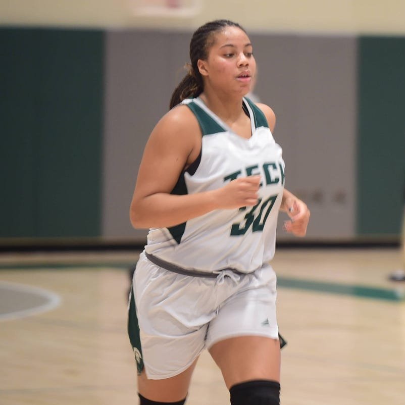 bad2theallibone's tweet photo. "I know a lot of people are like, 'does Tech even have a team?,' or talking us down. That never swayed me."

Rhlyn Rouse didn't go to York County Tech for sports. But the 1,600-point scorer has shown what's possible at the school: https://t.co/VOxWFMg6Pr https://t.co/NZ9W57H1S4