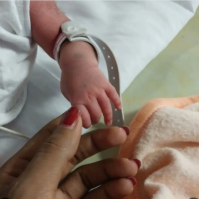 A Keralite transgender couple, who recently announced pregnancy, was blessed with a baby at a state-run hospital in Kozhikode on Wednesday, considered to be the first such case in the country.

#goodnews #globalgoodnews #transman #transwoman #lgbtqia #ziya #zahhad #zahhadandziya