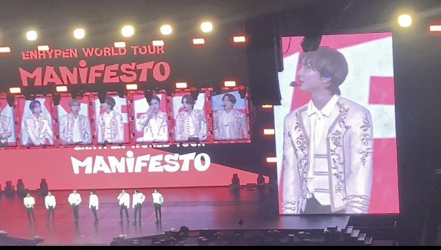 ssushiiee's tweet photo. HAPPY BIRTHDAY TO THE BEST LEADER!!🎊🎂      seeing you in real life is the most magical moments of my life and will remain forever🥰. I love you very much.balik ka na won😭 PCD IS HITTING ME FR https://t.co/wZD8hVs42E