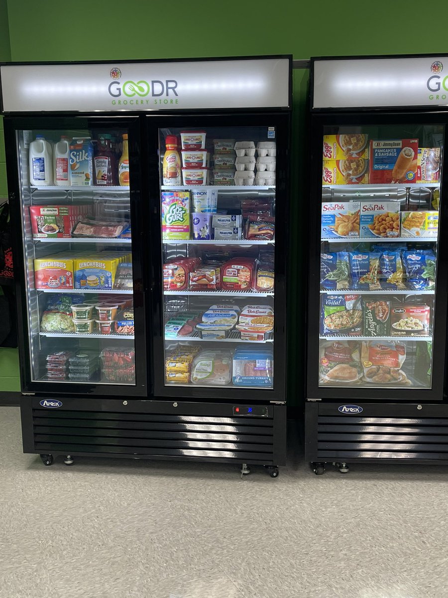 jasminecrowe's tweet photo. On the road to 50! @TheGoodrCo just opened another Goodr Grocery Store inside of Banneker High School in College Park, Georgia! Bringing FREE food access to more students and their families with @FultonCoSchools! https://t.co/uYV8BRHTgd