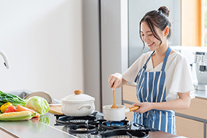 FierstChoice's tweet photo. According to the NFPA, the leading cause of fires in the kitchen is unattended cooking – be alert! For more cooking safety tips, visit https://t.co/x5n962Q0e7. https://t.co/aFfGLg13q7