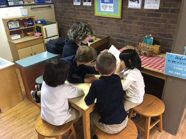 ACSRochester's tweet photo. Upper Schoolers recently spent their Advisory Block reading Valentine's stories with Kindergarteners and hearing about what's new in their classroom. The 10th-12th graders loved taking a trip down memory lane, and the Kindergartners enjoyed some extra attention from the big kids! https://t.co/Vx4JjOJjPm
