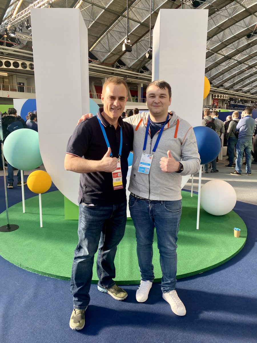 ciscodawe's tweet image. After passing the CCNP Service Provider exam, it was nice to meet with David Bombal at Cisco Live #CiscoLiveEMEA #CiscoLive #Cisco #LearningatCisco #CiscoU
