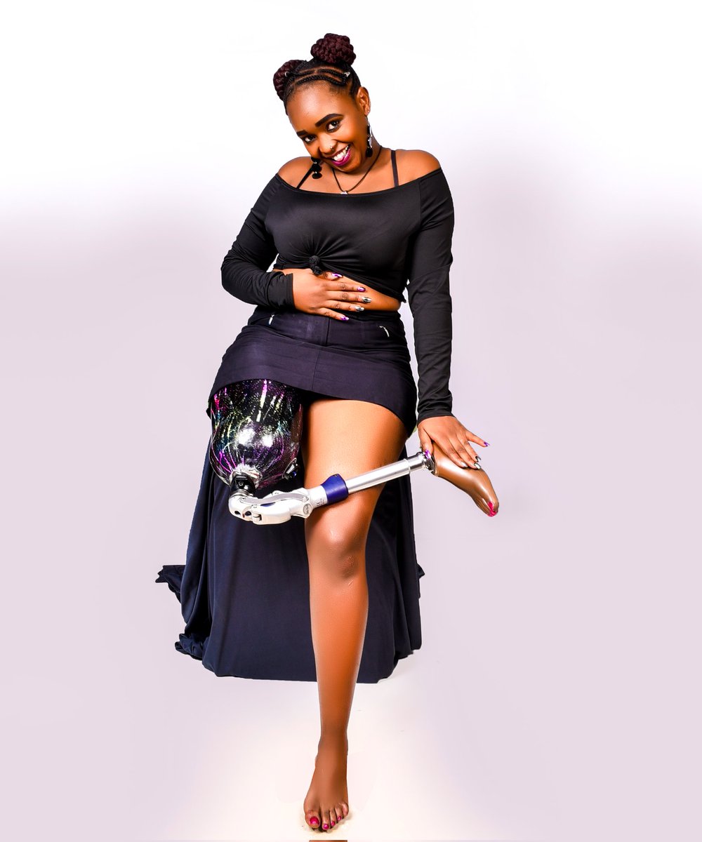 waithly's tweet photo. Self-love is the most important type of love on Earth. Why? Because you must learn how to love yourself before you can love others. You can't love someone else without loving yourself first. ❤

#selflovingdaily #amputee #amputeemodel #disabledmodel #disabledandcute #monthofself https://t.co/1XJCXbSxoV