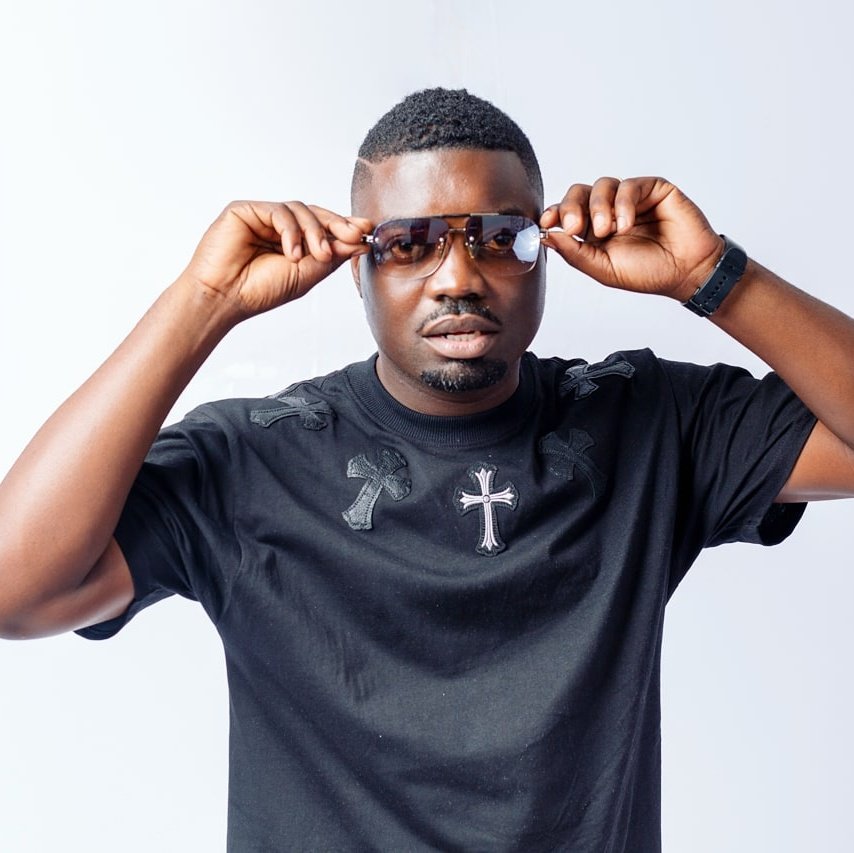 WayTooNice tweet media