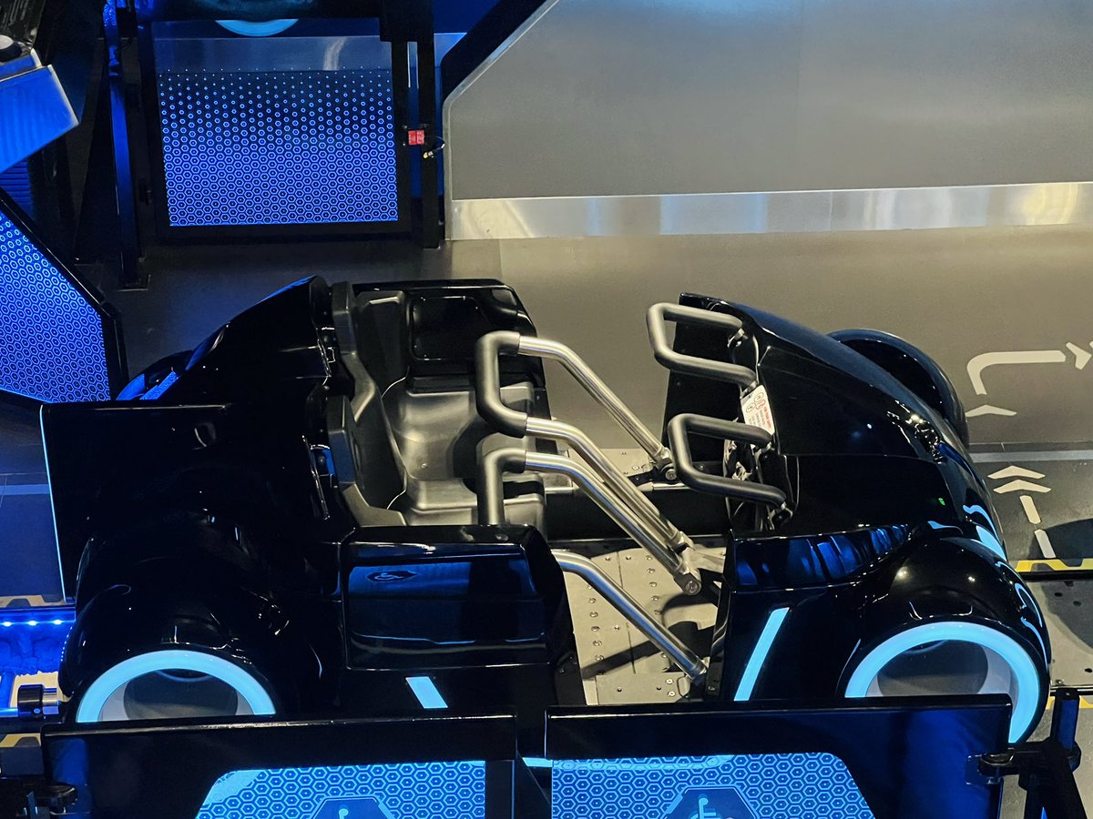 TouringPlans tweet media