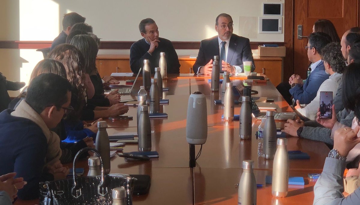 AgendaCAF's tweet photo. Nuestro presidente, @sergiodigra, remarcó la importancia de los liderazgos de #Latam y el #Caribe para aportar soluciones a problemas regionales en:

👉Integración
👉Comercio
👉Género
👉Reactivación productiva
👉Transformación digital
👉Seguridad alimentaria
👉Cambio climático https://t.co/IcXo43UzQi
