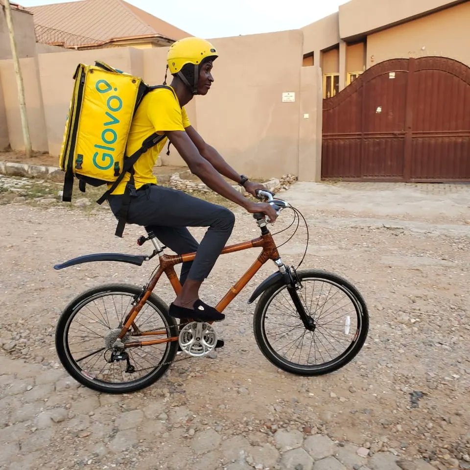 dapaah_bernice's tweet photo. As part of our campaign using Bamboo Bikes for Economic growth, health and environmental benefits; We applaud hard working gentleman, Henry, for using Ecoride for delivery  service at West legon.
 
Thread 🧵 1/3 https://t.co/4JS8Ie63VK