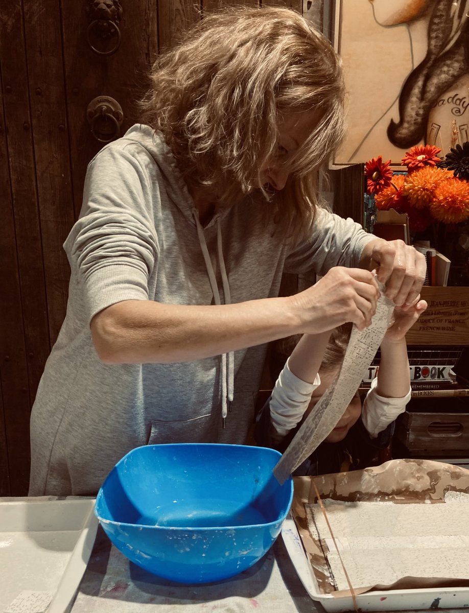 RaisingArtists's tweet photo. This week we are working with plaster sheets in the studio. We are introducing into papier-mâché, and creating frescos with the tiny humans. Wait until next week, when you see how these masterpieces come together. 🤍 #ArtMatters #StudioWorkshops #RaisingArtists https://t.co/Kjg1FyD5ou