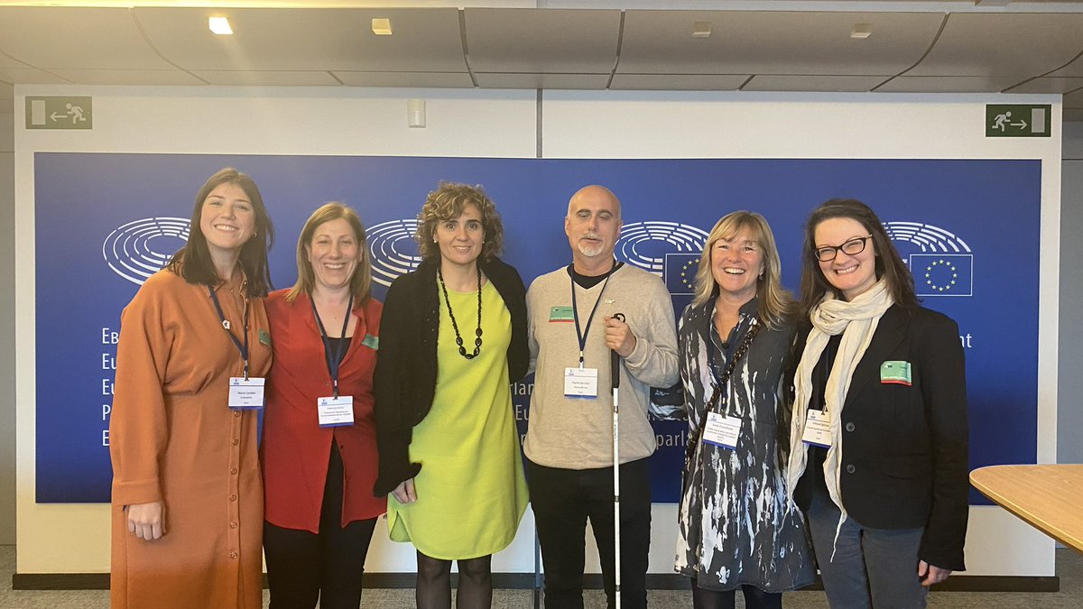 DolorsMM's tweet photo. En la Eurocámara logramos que las enfermedades raras sean una prioridad dentro de la Estrategia Farmacéutica Europea.
Me reúno con asociaciones de pacientes y comparto sus reclamaciones: más investigación, mayor acceso a tratamientos y mejorar la calidad de vida de los pacientes https://t.co/oq8hcJUONd