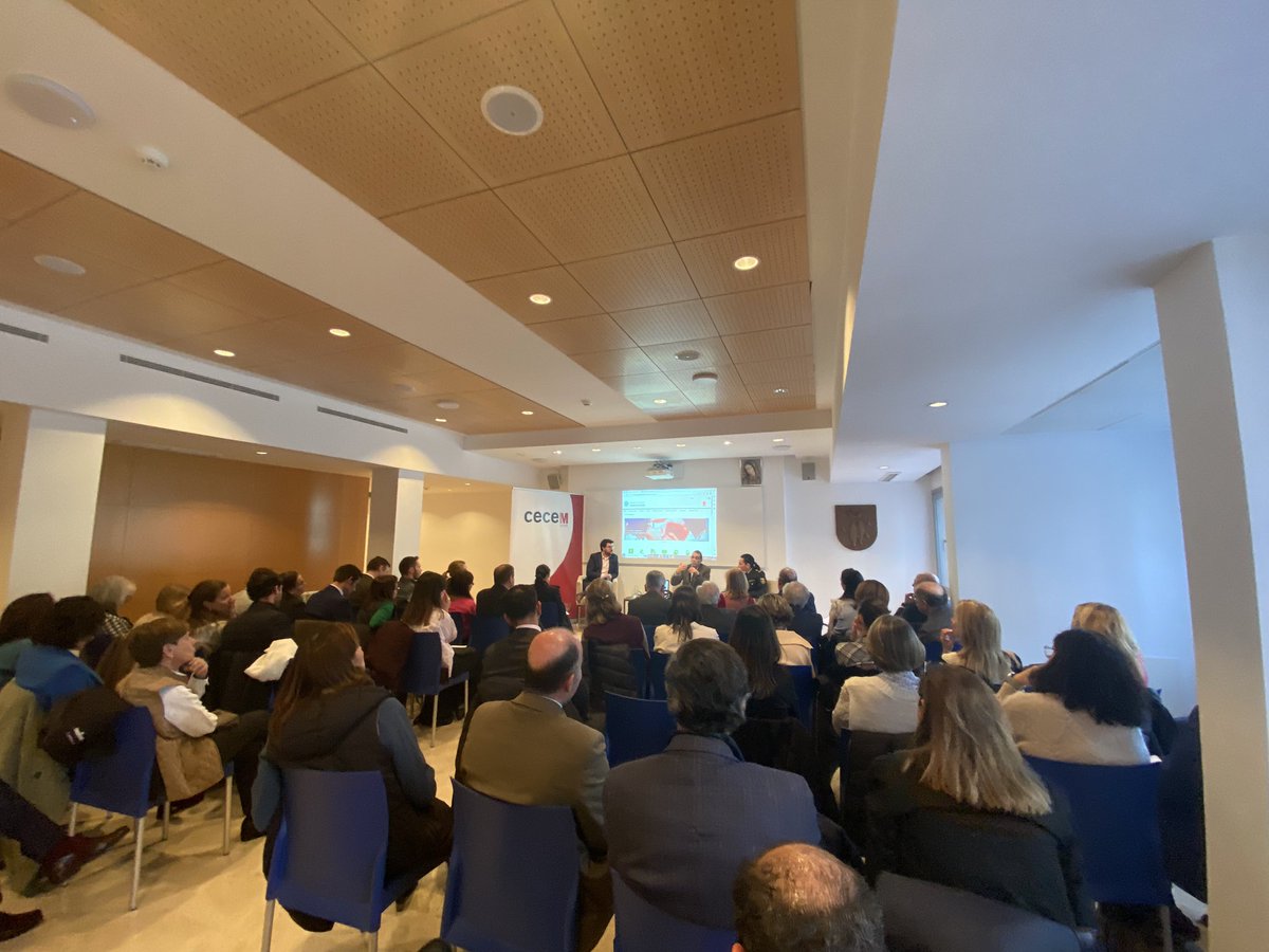 CECE Madrid (@cecemadrid) on Twitter photo Comenzamos nuestro Foro de Directivos en el Colegio <a href="/losolmosfomento/">Colegio Los Olmos</a>. Contamos con Ester Pulido, Inspectora de la Policía Nacional (delegada Provincial Ciudadana) y Andrés Crespo, Inspector de educación del Equipo de apoyo contra el acoso escolar de la Comunidad de Madrid Comenzamos nuestro Foro de Directivos en el Colegio <a href="/losolmosfomento/">Colegio Los Olmos</a>. Contamos con Ester Pulido, Inspectora de la Policía Nacional (delegada Provincial Ciudadana) y Andrés Crespo, Inspector de educación del Equipo de apoyo contra el acoso escolar de la Comunidad de Madrid