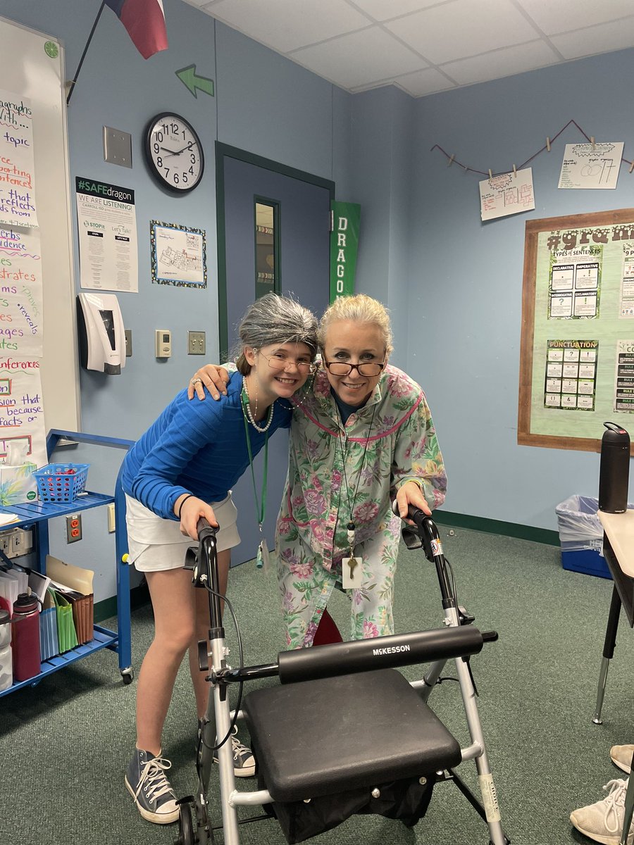 Khovanetz2's tweet photo. 100 years old on the 100th day of school! @EubanksDragons https://t.co/XDKBUofcu6
