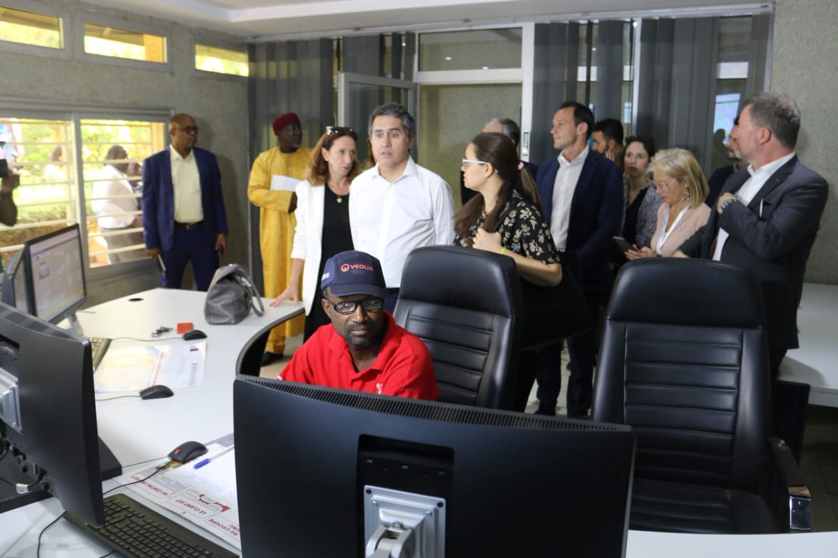 2e journée de la mission #TeamEurope 🇪🇺🇱🇺🇫🇷🇵🇹🇬🇷 au 🇳🇪, avec des visites de projets dans les domaines de l’eau&amp;l’assainissement et l’éducation, secteurs clés pour #LuxAid au Niger
