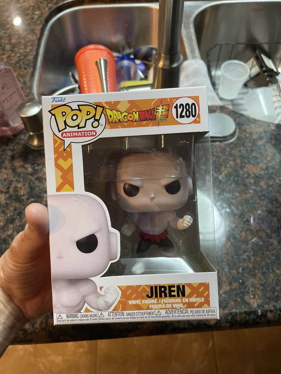 AlphonsoKorey's tweet photo. For the first time in the history of my Funko pop career I’ve received a pop from Amazon in mint condition! @funkofinderz got Jiren but seems the rest of the lot is still delayed. https://t.co/4MYXOUZcS7