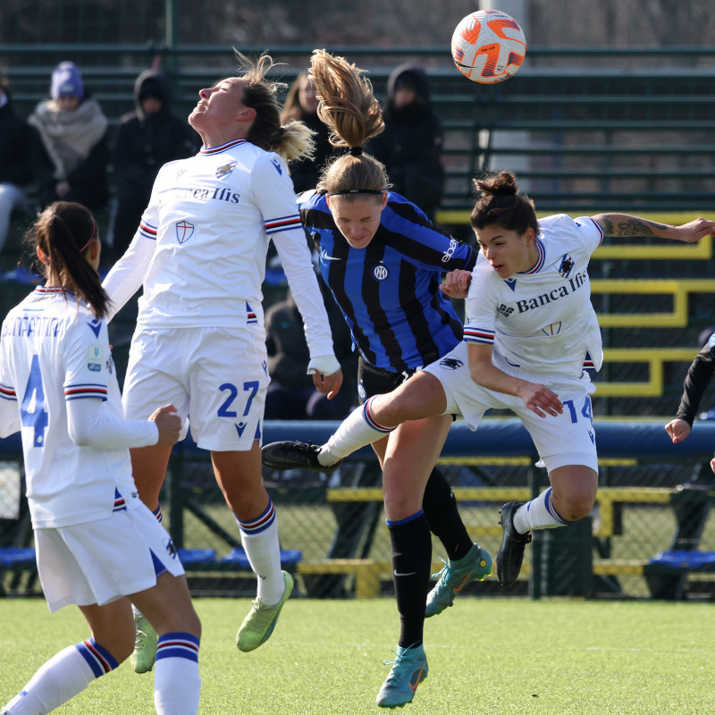 sampdoria's tweet photo. ⚽️ | HIGHLIGHTS

I gol e le azioni salienti di #InterSamp, ritorno dei quarti di finale di #CoppaItaliaFemminile 2022/23.

#SampdoriaWomen 🔵⚪🔴⚫⚪🔵