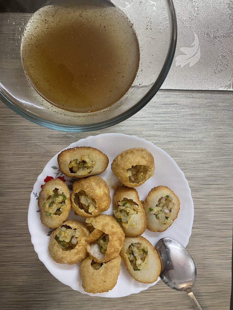 SONOFINDIA's tweet photo. I love my #motherland for irresistible #golgappas #fullmoon #openfarms ! #merabharatmahan #purnima #fullmoonnight #india #loveforindia https://t.co/f3CHBMSocd