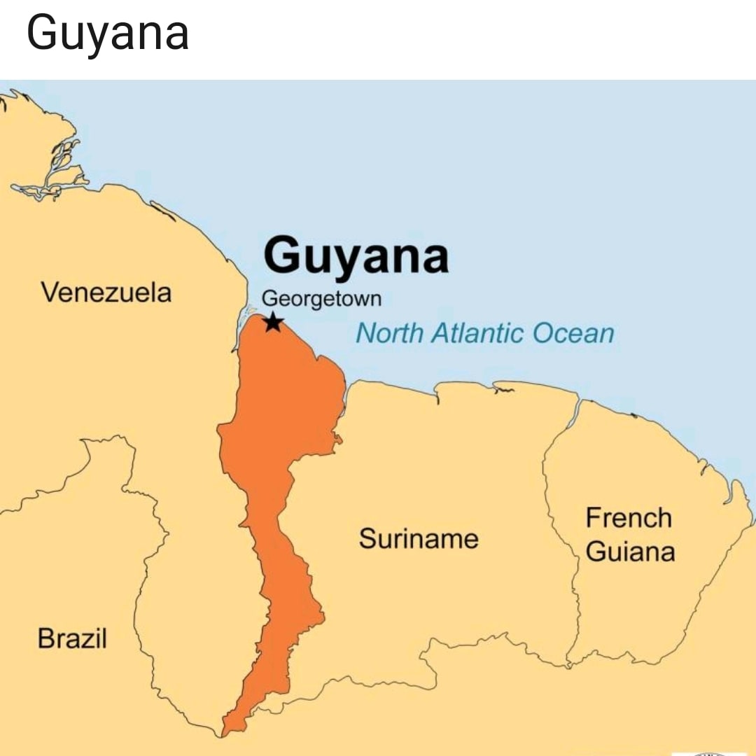 jualpeac's tweet photo. Que maravilloso sería que todo venezolano coloque en sus redes sociales, este mapa. 
" el sol de Venezuela nace en el río Esequibo"
Vamos a  pensar como  venezolanos, sobre que podemos hacer  cada uno, para lograr la reivindicación de soberanía de la Guayana Esequiba . https://t.co/OdbqZw9CtU