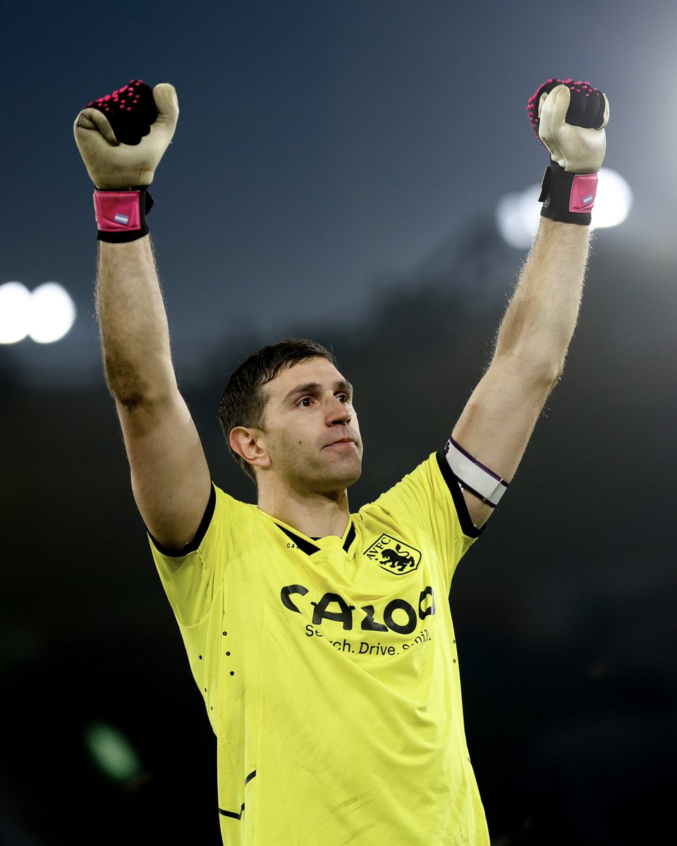 AVFCOfficial's tweet image. Congratulations to @EmiMartinezz1, who has been named as one of three finalists for #TheBest FIFA Men’s Goalkeeper award! ⭐️⭐️⭐️