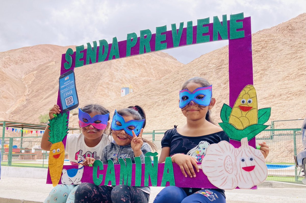Senda_Tarapaca's tweet photo. En el marco de nuestra campaña #ModoPrevención, el equipo @SendaCamina realizó actividad recreativa en la localidad de Moquella de la comuna de #Camiña @Muni_Camina 
Donde participaron niños, niñas, adolescentes y adultos cuidadores; promoviendo el buen uso del tiempo libre 🏜️⛹️ https://t.co/1NAEiki72T