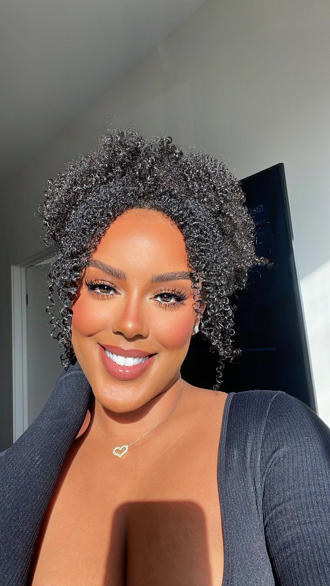 الين tweet media