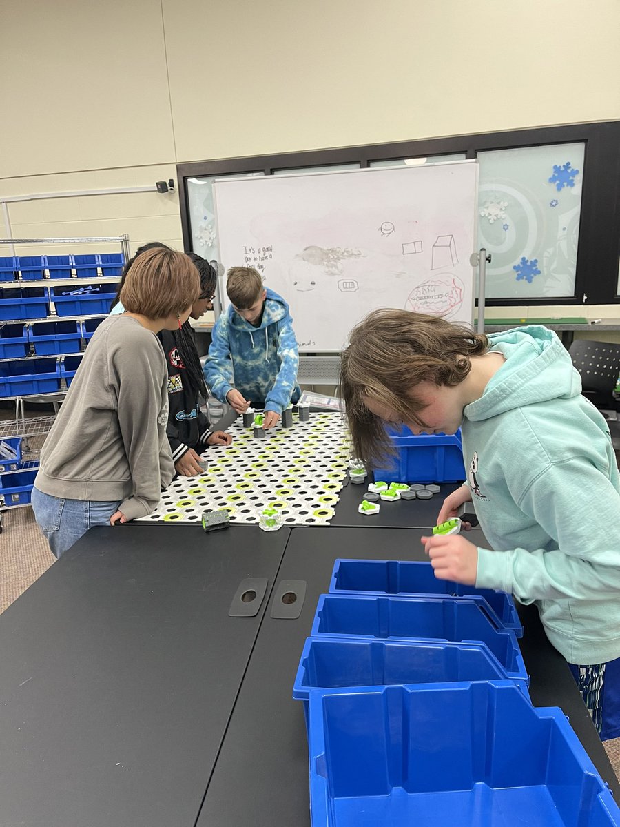 Lori Vanover tweet media