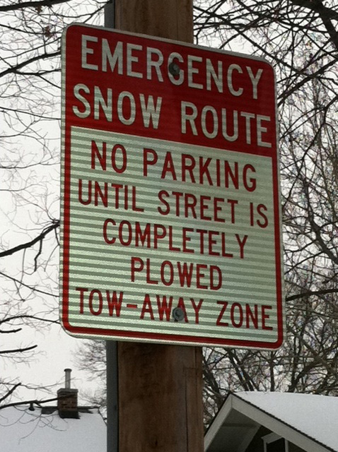 cityofames's tweet photo. ❄Do you know where your car is? If it’s parked on a Snow Route, move it now! The Snow Ordinance goes into effect at 10pm today. Look for the red &amp; white signs that say Emergency Snow Route. More info here: https://t.co/3LVQtvOLRe.

#snowordinance #moveyourcar https://t.co/M5WHFwzW9d