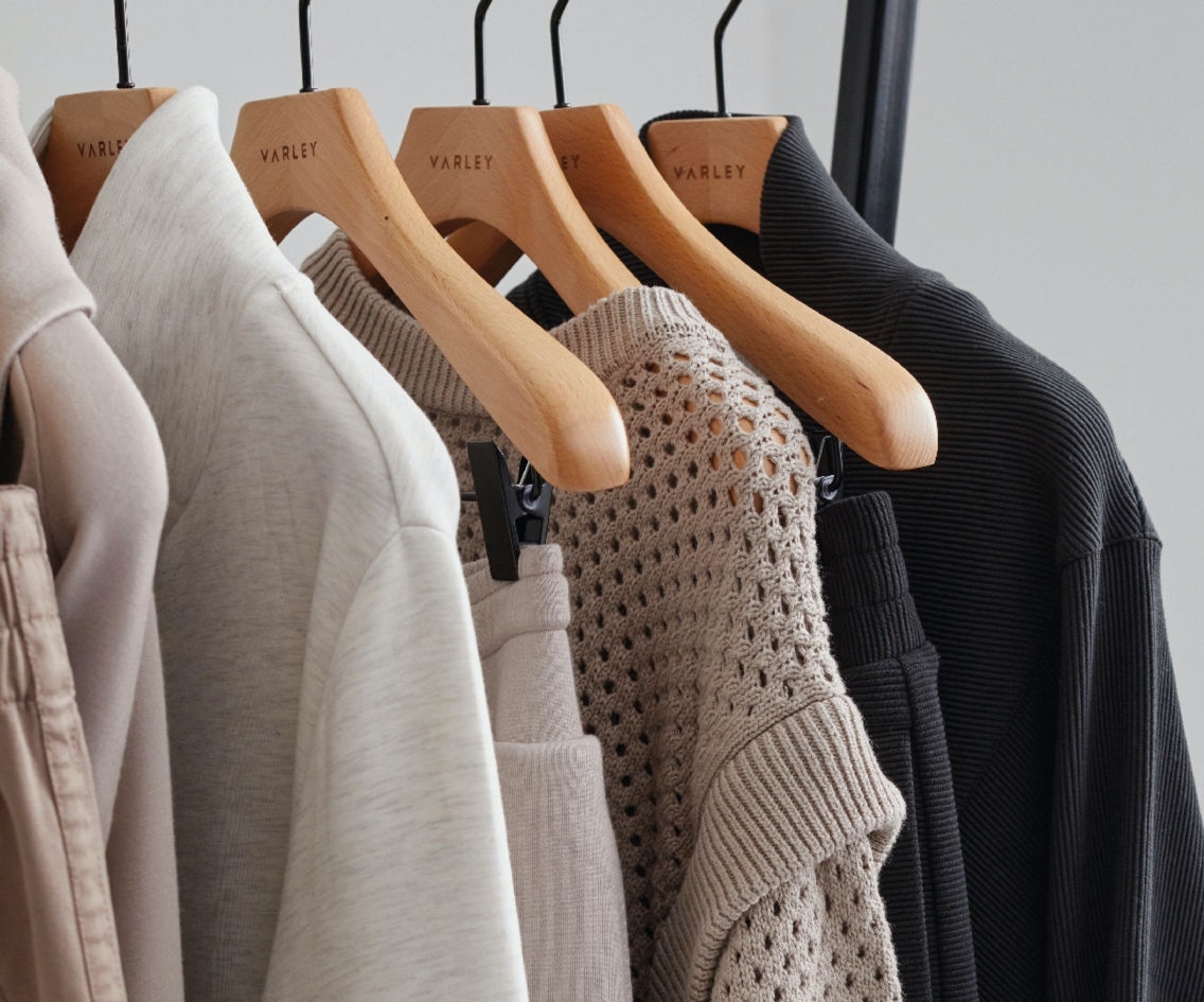 yogamatters's tweet photo. Add a sense of calm to your practice with neutral hues. From a studio space to a home practice, calming neutrals are the perfect way to find an instant sense of clarity.⁠
⁠
Follow the link to browse our neutral edit: https://t.co/AzDp3YI0YM https://t.co/hJT0HsZslV