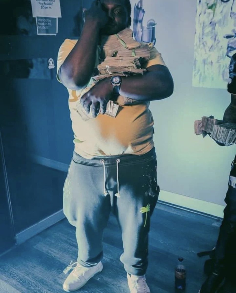 RioDaYungOG01's tweet image. #FREERIO 
WAIT ALMOST OVER ⏳ #BOYZ #MINE