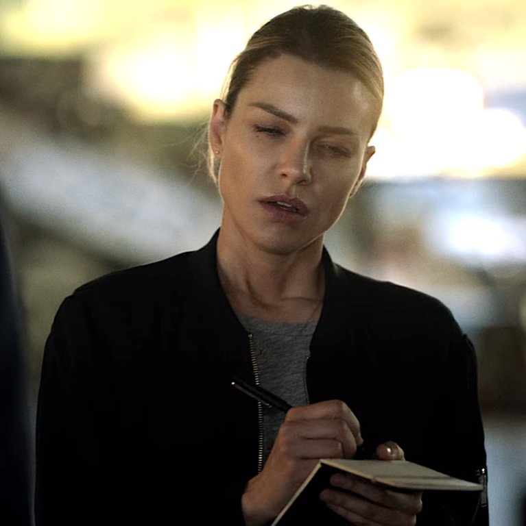 httpchloedecker's tweet image. 