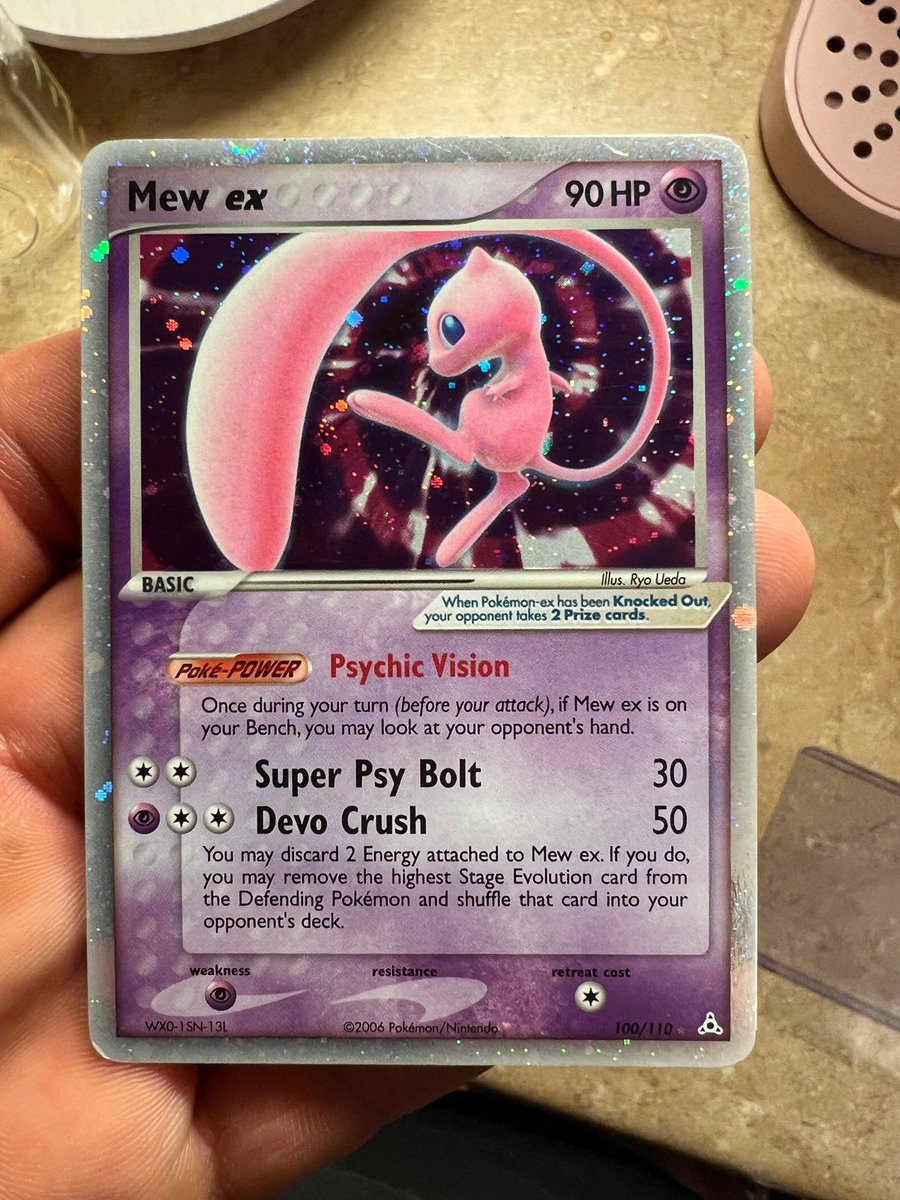 New Item Added: Mew EX - Holon Phantoms -100/110 - Light Play
Check It Out At modernnerds.io/product/mew-ex… 
#collectibles #sale #pokemon #HRO #ModernNerds