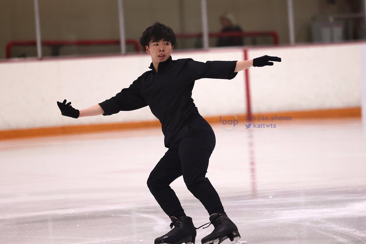 InTheLoPodcast's tweet photo. Day 2 of practice begins at #FourContsFigure!
Some men’s practice previews
#ShunSato #佐藤駿
#KoshiroShimada #島田高志郎 
#StephenGogolev https://t.co/qD4cqB8Fee