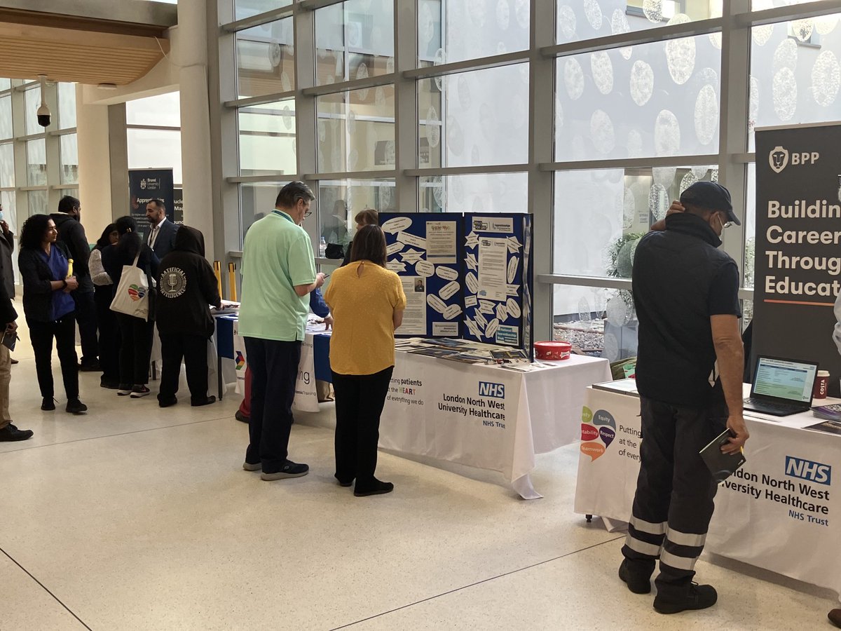 Mark Titcomb tweet media